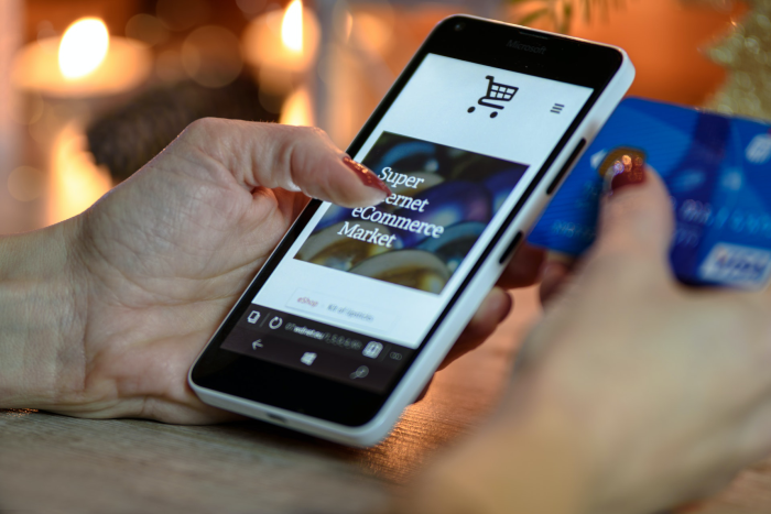 Phone showing Ecommerce PPC Agency marketing a ecommerce store